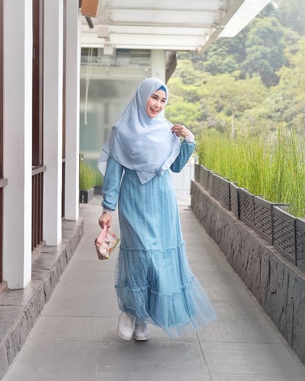 OOTD kondangan selebriti berhijab/Foto: Instagram.com OOTD kondangan selebriti berhijab
