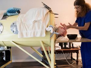 Pria Paru-paru Besi Survivor Polio Meninggal Dunia di Usia 78 Tahun