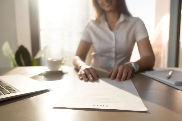 Perjanjian tertulis/ foto: Freepik/ yanalya Pinjaman uang