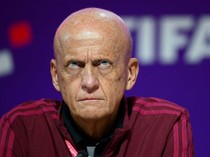 Pierluigi Collina Jelaskan Mengapa Gol Jerman Dianulir VAR