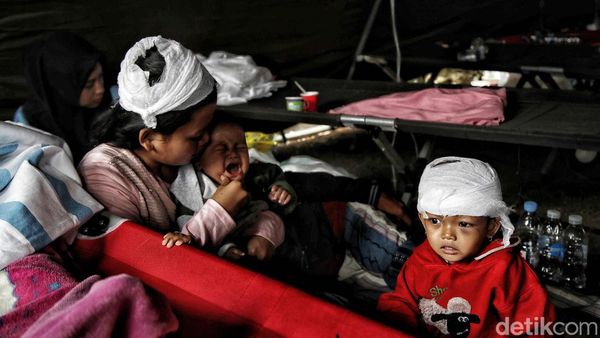 Potret Pilu Anak-anak Korban Gempa Cianjur Saat dalam Perawatan
