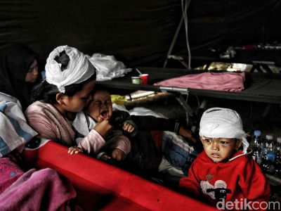 Potret Pilu Anak-anak Korban Gempa Cianjur Saat dalam Perawatan