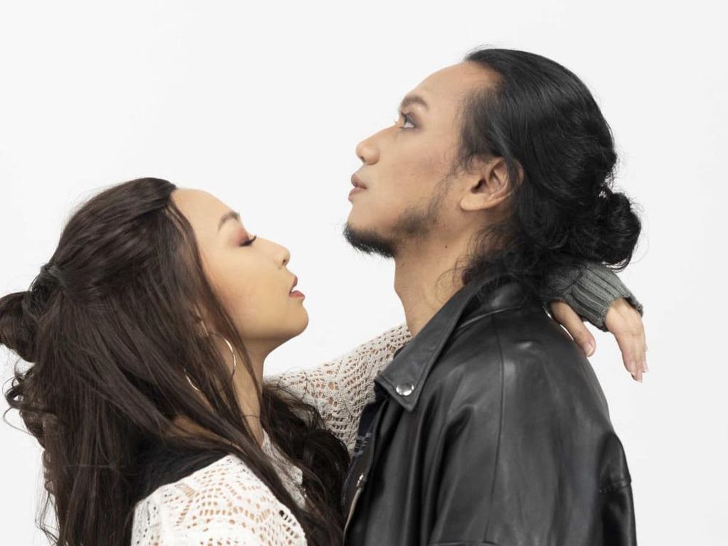 Yuk! Lihat Proses di Balik Layar RENT: The Musical Yuk! Lihat Proses di Balik Layar RENT: The Musical