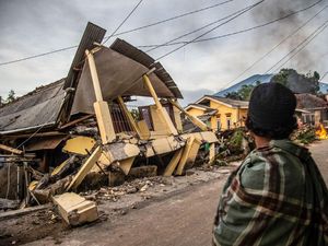 Ribuan Rumah Rusak Terdampak Gempa Cianjur