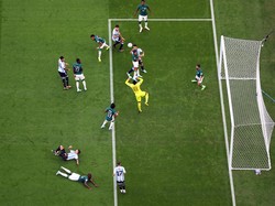 Skor tidak berubah hingga babak pertama usai. 