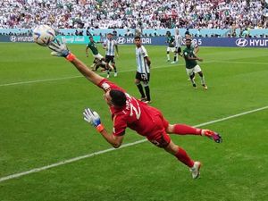 Arab Saudi Libas Argentina 2-1