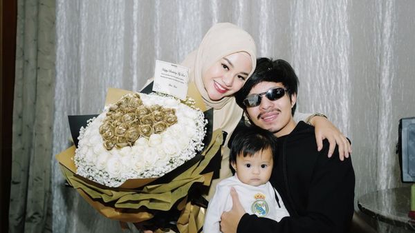 8 Potret Kejutan Ultah ke-28 Atta Halilintar, Dapat Kado Jam Tangan Rp 2,5 M