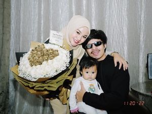 8 Potret Kejutan Ultah ke-28 Atta Halilintar, Dapat Kado Jam Tangan Rp 2,5 M 8 Potret Kejutan Ultah ke-28 Atta Halilintar, Dapat Kado Jam Tangan Rp 2,5 M