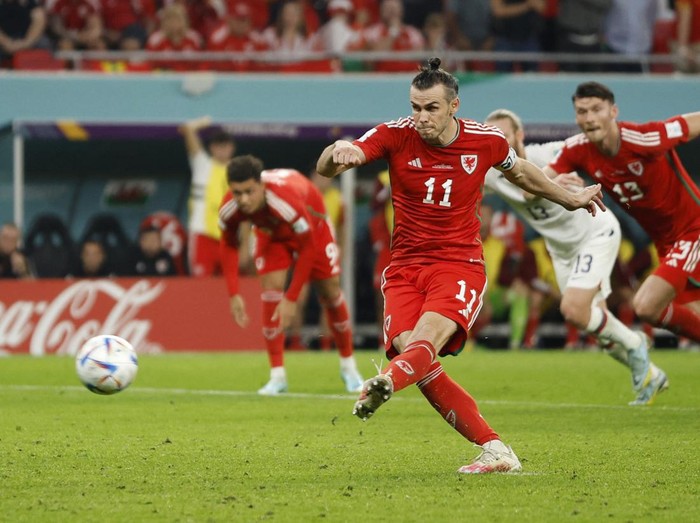 Amerika Serikat dan Wales harus puas berbagi angka di laga pertamanya di Piala Dunia 2022. Menyusul hasil sama kuat dengan skor akhir 1-1.