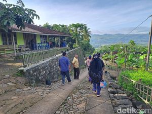 Suasana Duka Dusun Bendungan 7 Warganya Tewas Kecelakaan di Gunung Pegat