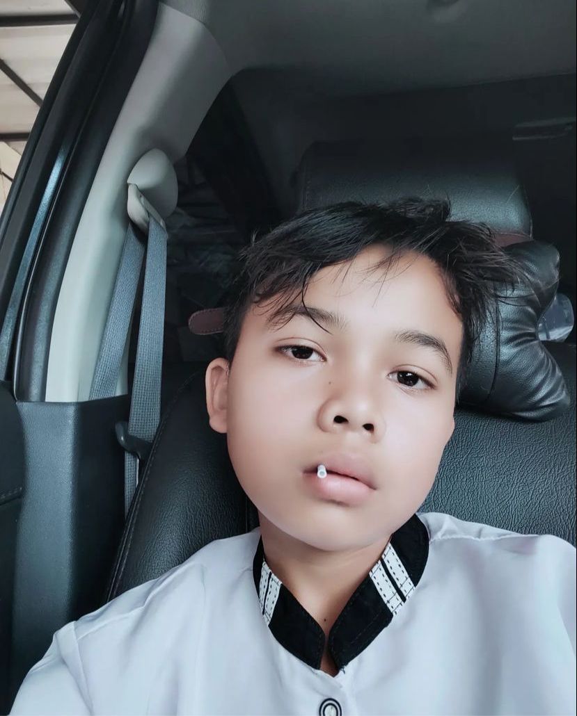 Adik Dinar Candy