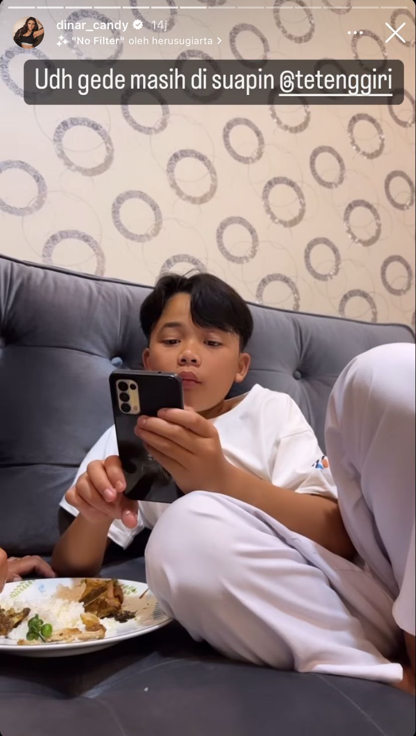 Adik Dinar Candy