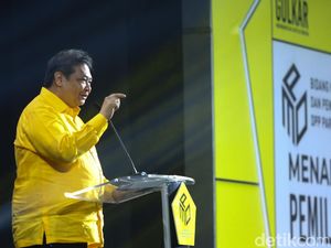 Airlangga Minta Tak Ada Baku Tikam Antar Kader Golkar