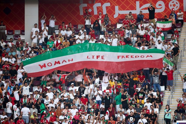 Aksi Solidaritas Penggemar Iran di Piala Dunia Qatar 2022