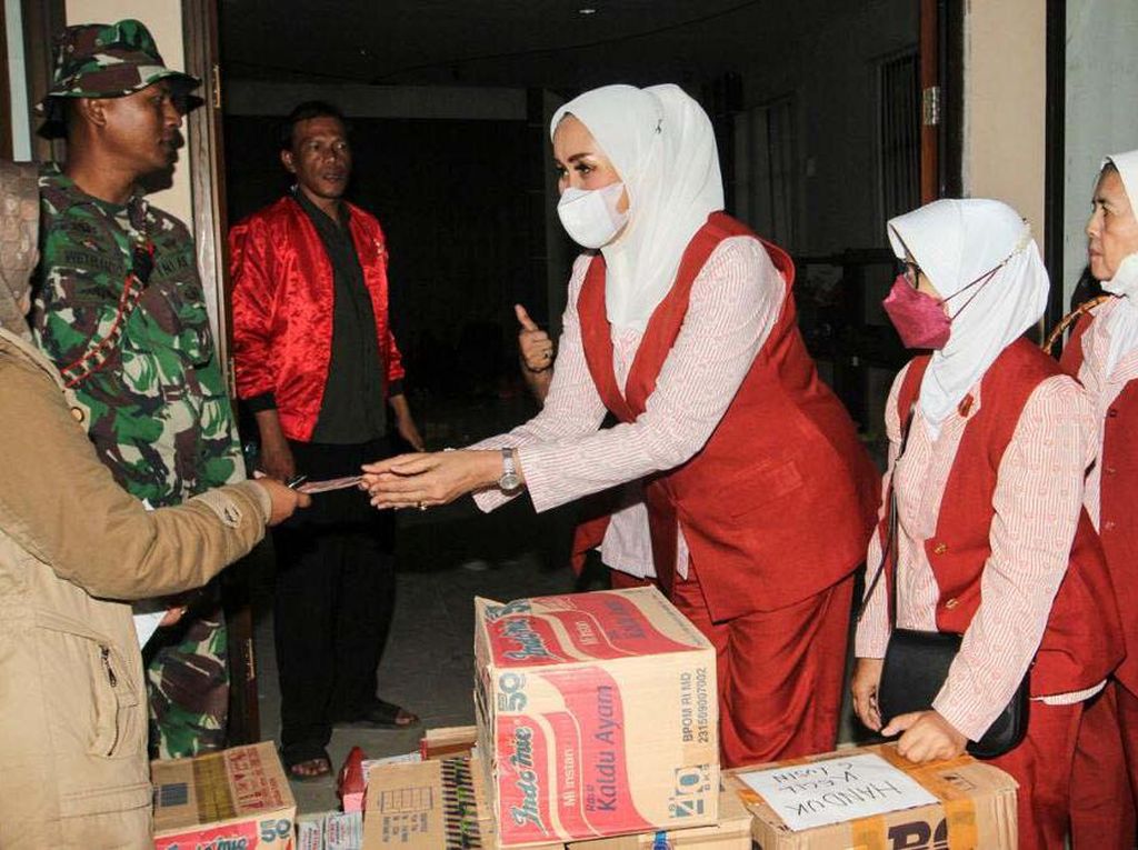 Bantuan untuk Korban Gempa Cianjur Bantuan untuk Korban Gempa Cianjur