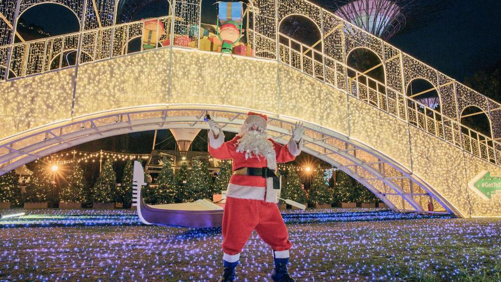 Foto: Gemerlap Christmas Wonderland untuk Akhir Tahun di Singapura
