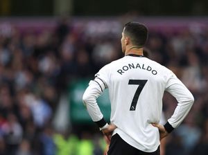 Ronaldo Resmi Cabut, MU Kehilangan Pengikut?