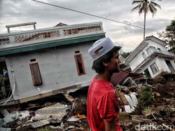 Pilu Warga Korban Gempa Cianjur, Kerabat Masih Tertimbun Reruntuhan