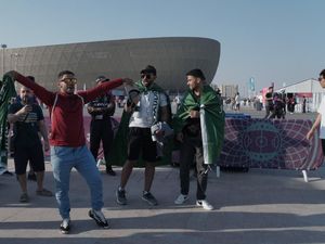 Green Falcon Tumbangkan Argentina, Publik Arab Saudi Bangga Bukan Main Green Falcon Tumbangkan Argentina, Publik Arab Saudi Bangga Bukan Main