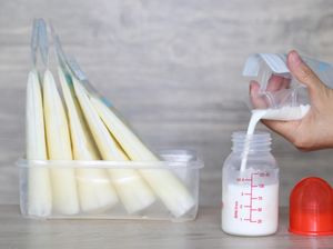 Wih...Wanita Ini Donasikan ASI ke Ribuan Bayi, Pecahkan Rekor Wih...Wanita Ini Donasikan ASI ke Ribuan Bayi, Pecahkan Rekor