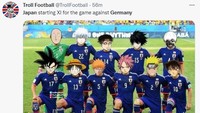 Meme banyak menggambarkan tokoh-tokoh anime yang memperkuat Timnas Jepang. Coba tebak siapa saja karakter anime di gambar ini? (Foto: Twitter)