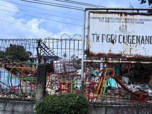 342 Sekolah Rusak-Ambruk Usai Gempa Cianjur, Kemdikbud Salurkan Tenda-Obat