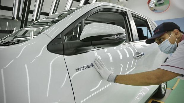Mobil hybrid Toyota