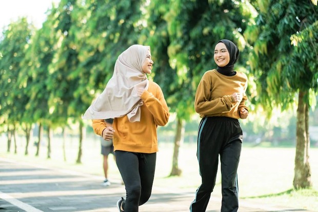 Olahraga jaga kesehatan tubuh juga otak/Foto:Freepik.com/Odua Rutin berolahraga dapat meningkatkan kemampuan daya ingat dan kecerdasan otak.