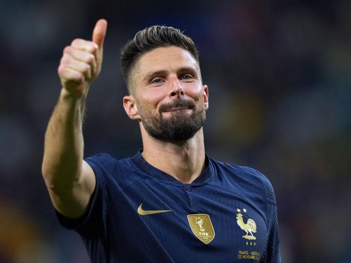 AL WAKRAH, QATAR - NOVEMBER 22: Olivier Giroud of France scores to make it 4-1 during the FIFA World Cup Qatar 2022 Group D match between France and Australia at Al Janoub Stadium on November 22, 2022 in Al Wakrah, Qatar. (Photo by Ian MacNicol/Getty Images)