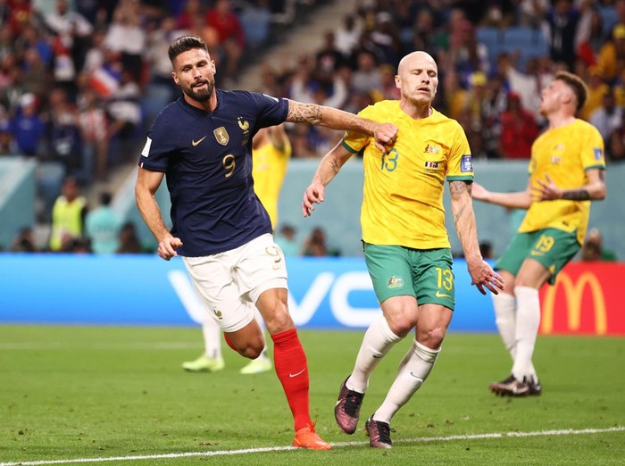 AL WAKRAH, QATAR - NOVEMBER 22: Olivier Giroud of France celebrates scoring their teams second goal during the FIFA World Cup Qatar 2022 Group D match between France and Australia at Al Janoub Stadium on November 22, 2022 in Al Wakrah, Qatar. (Photo by Robert Cianflone/Getty Images)