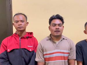 Aksi Hadang Relawan Pembawa Bantuan Berujung Minta Maaf Aksi Hadang Relawan Pembawa Bantuan Berujung Minta Maaf