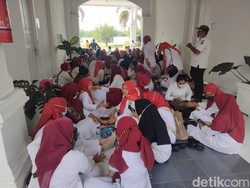 Insentif Gagal Masuk APBD, Nakes Asahan Jalan Kaki Temui Jokowi