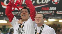 Sejumlah trofi pun sukses diraih Ronaldo di MU. Ia menjadi sosok utama. Seorang pemain andalan. (Mike Hewitt/Getty Images)  