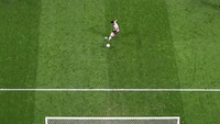 Timnas Jerman unggul 1-0 atas Jepang pada babak pertama pertandingan Piala Dunia 2022. Gol dicetak Ilkay Guendogan dari titik putih.