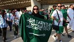 Suka Cita Suporter Arab Saudi Usai Taklukkan Argentina