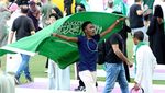 Suka Cita Suporter Arab Saudi Usai Taklukkan Argentina