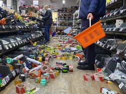 Gempa M 5,9 Bikin Supermarket di Turki Berantakan