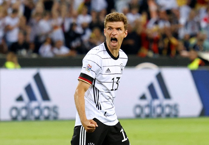 FILE PHOTO: Soccer Football - UEFA Nations League - Group C - Germany v Italy - Borussia-Park, Moenchengladbach, Germany - June 14, 2022 Germanys Thomas Muller celebrates scoring their third goal REUTERS/Heiko Becker/File Photo