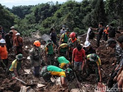 Mereka yang Terdampak dan Saling Menguatkan saat Gempa Cianjur