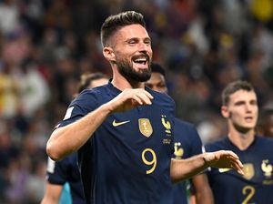 Samai Henry, Giroud Kini Top Skor Sepanjang Masa Timnas Prancis Samai Henry, Giroud Kini Top Skor Sepanjang Masa Timnas Prancis