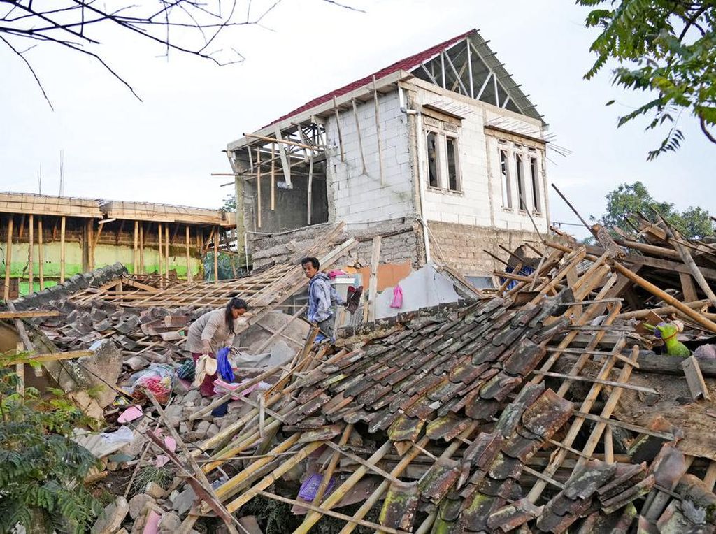 Imbas Gempa Cianjur, 681 Rumah di Sukabumi Rusak