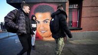 Cristiano Ronaldo menegaskan rasa cintanya untuk Manchester United. Tapi, di satu sisi, Ronaldo mengaku butuh tantangan baru.