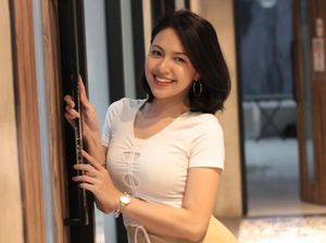 Rahasia Cantik Baby Shima: Senyum Saja! Rahasia Cantik Baby Shima: Senyum Saja!