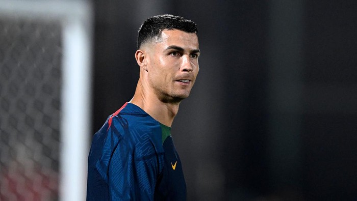 Portugals forward Cristiano Ronaldo takes part in a training session at Al Shahania SC, northwest of Doha on November 23, 2022, on the eve of the Qatar 2022 World Cup football match between Portugal and Ghana. (Photo by PATRICIA DE MELO MOREIRA / AFP) (Photo by PATRICIA DE MELO MOREIRA/AFP via Getty Images)