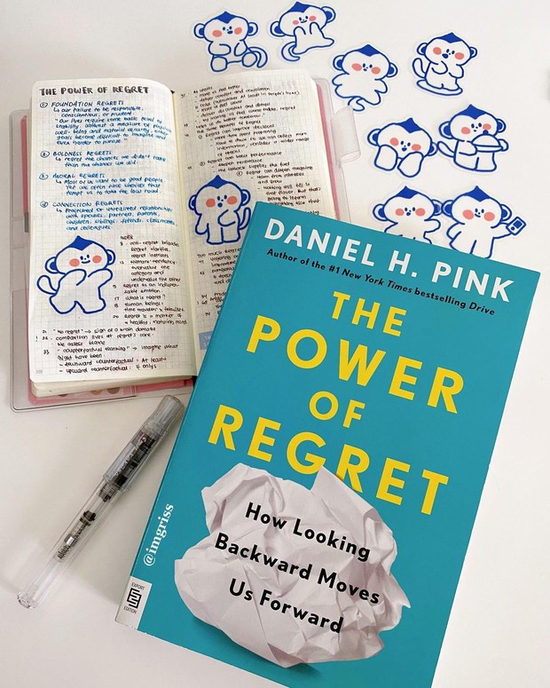 Potret unggahan ulasan buku dari bookstagram @imgriss.
