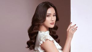 Devina Kirana Si Pengusaha Cendol Seksi