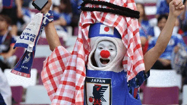 Gaya-gaya Nyentrik Suporter Piala Dunia 2022