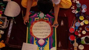 Momen Para Santri Nasional Ikuti Lomba Kaligrafi di Solo