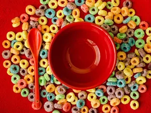 Ini Sebabnya Piring Berwarna Bikin Orang Makin Pilih-pilih Makanan