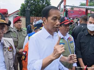 Jokowi: Terpenting Evakuasi, Baru Rehabilitasi Rumah Terdampak Gempa Cianjur